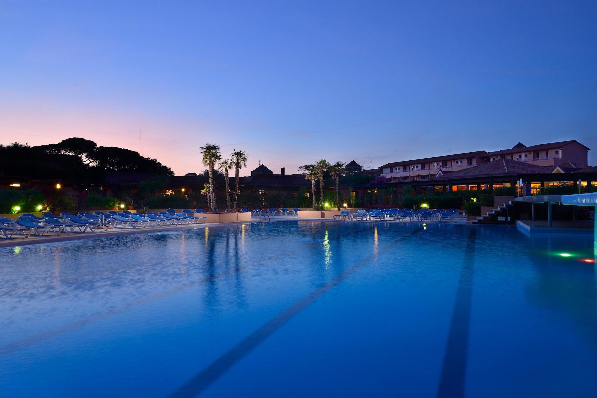 Garden Toscana Resort San Vincenzo Esterno foto