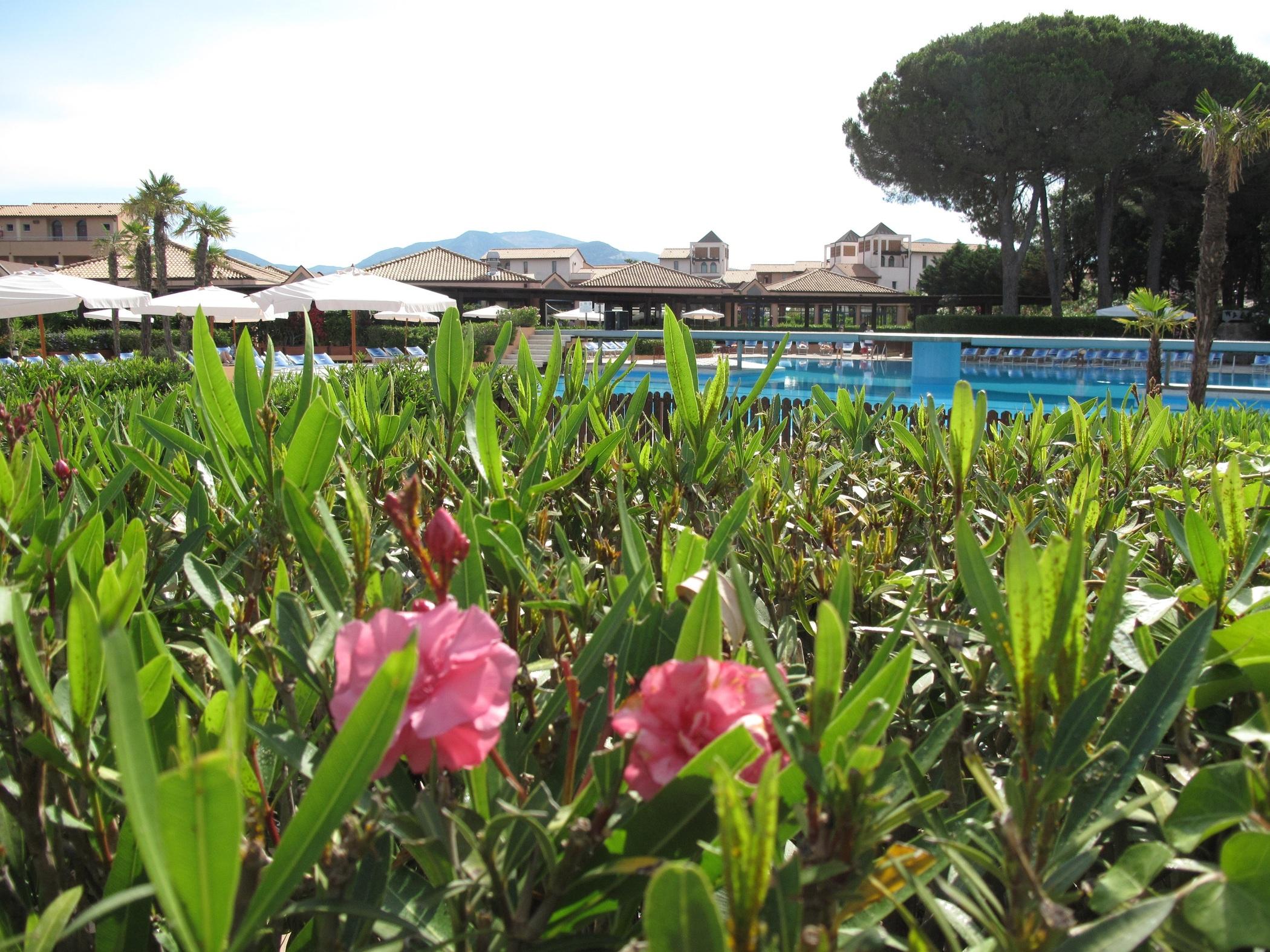 Garden Toscana Resort San Vincenzo Esterno foto