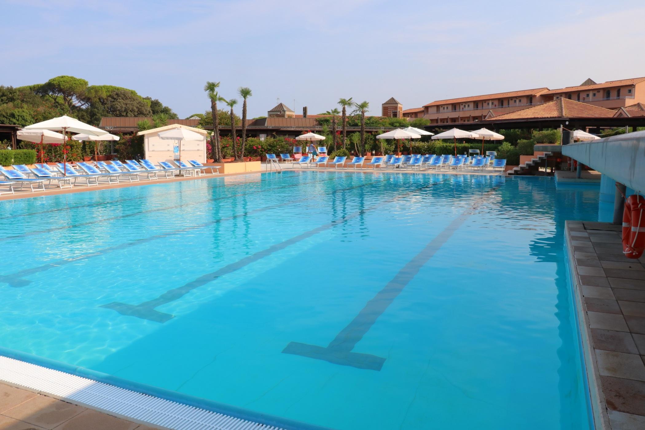 Garden Toscana Resort San Vincenzo Esterno foto